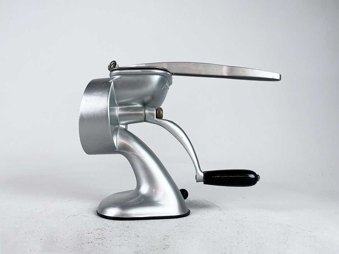 Foto Sleek Silver Food Processor by Minna, 1950s