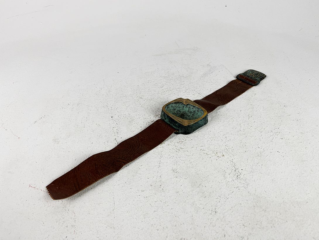 Foto Ashtray in the look of a belt h2x8x50