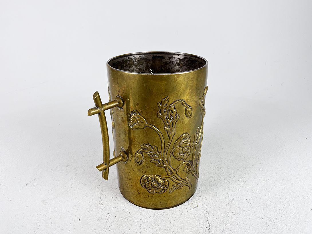 Foto Flower Ornated Brass Vase h24x26x17