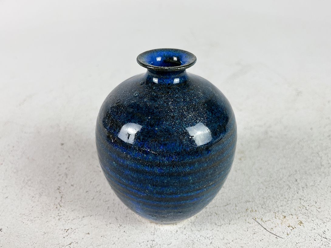 Foto Dark Blue Striped Ceramic Vase h11x7