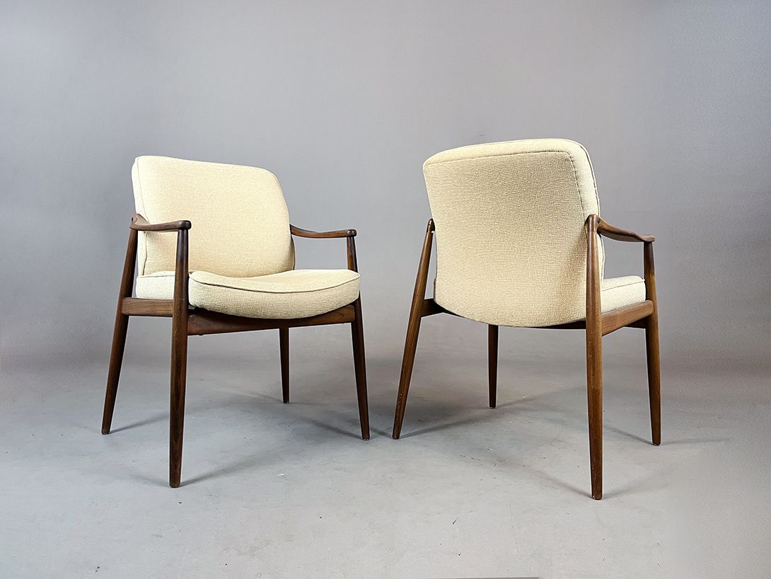 Foto Beige Danish Ole Wanscher Style Armchair with Rosewood Frame h90