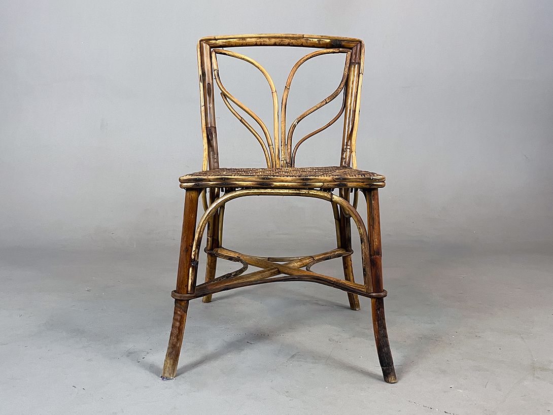 Foto Fragile Bamboo Chair with Delicate Backrest h80
