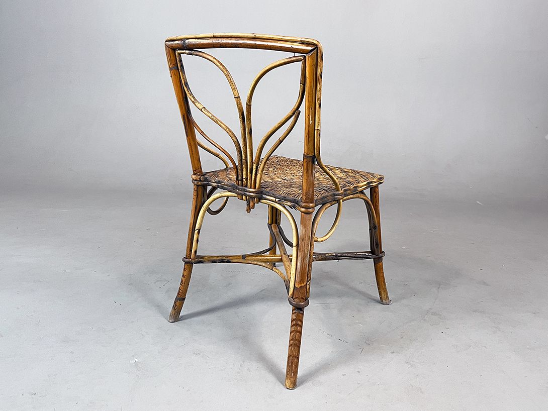 Foto Fragile Bamboo Chair with Delicate Backrest h80