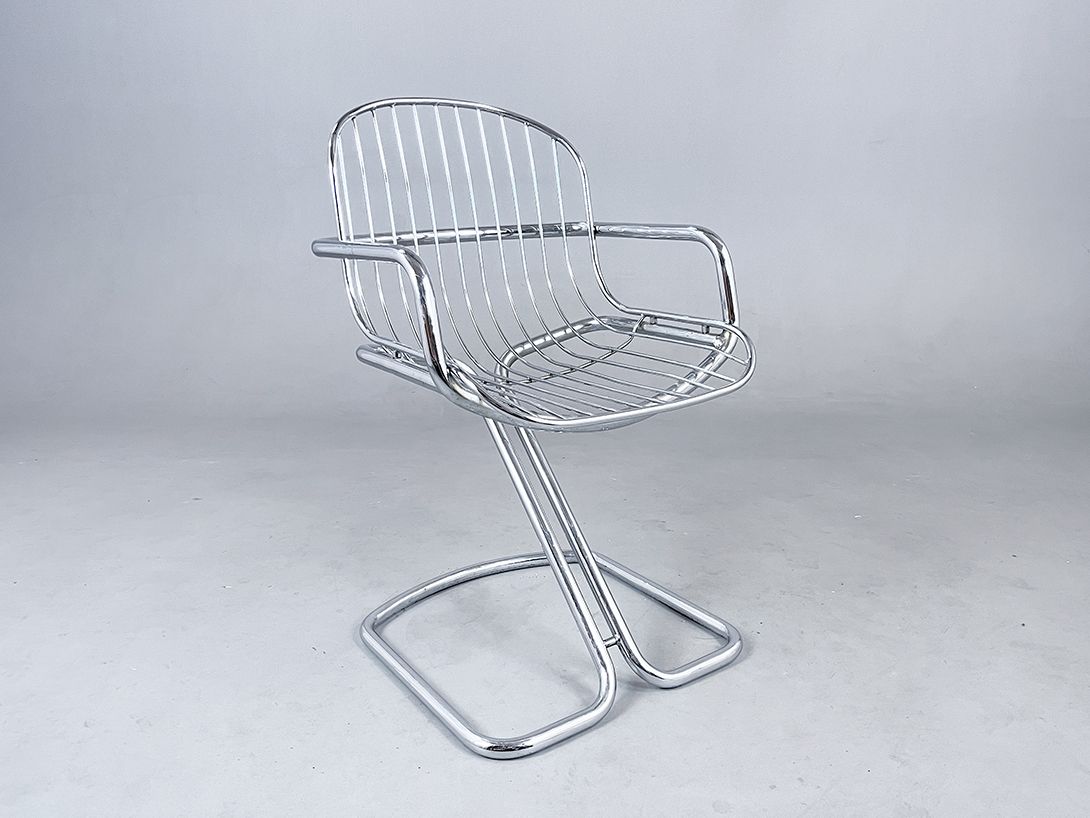 Foto Chrome Wire Armchair