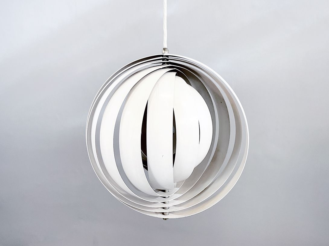 Foto White Moon Pendant Lamp by Verner Panton ø35cm