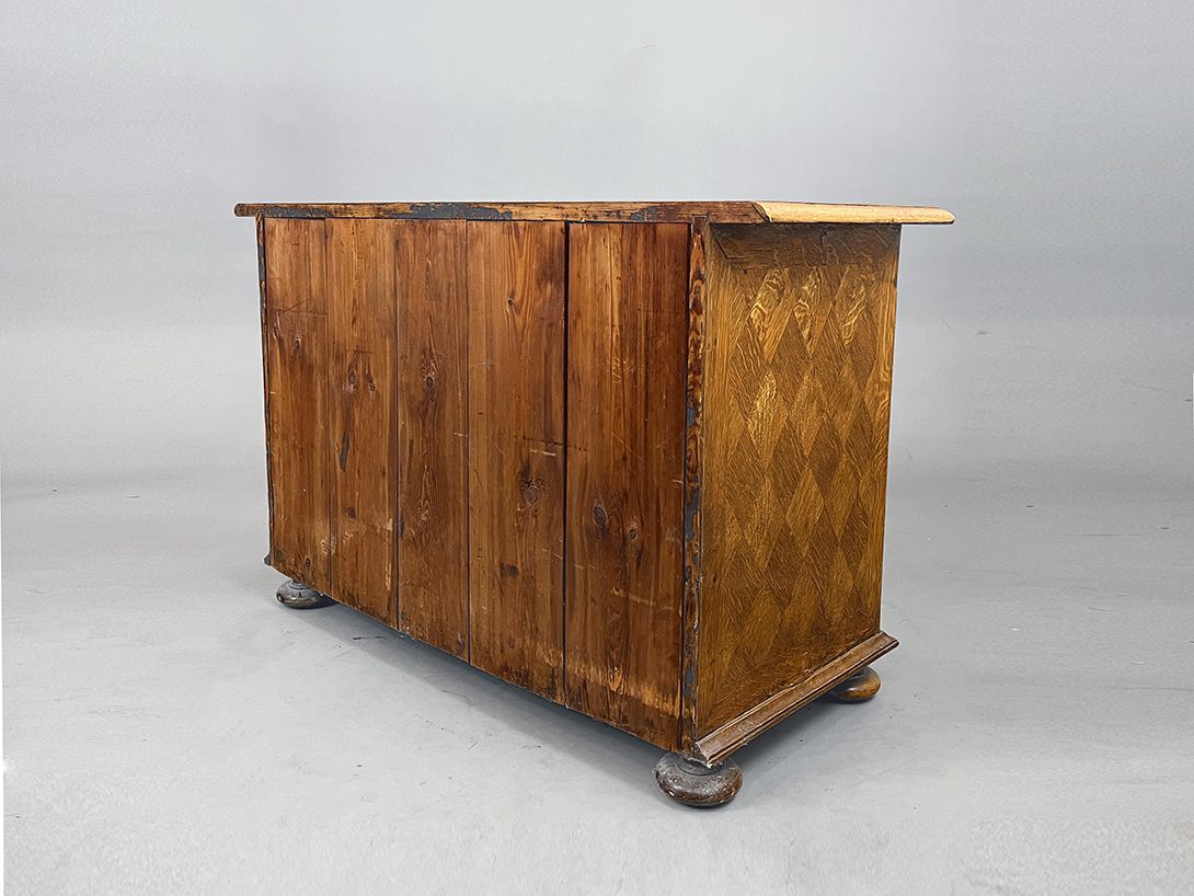 Foto Shiny Credenza with three Drawers h83x132x70