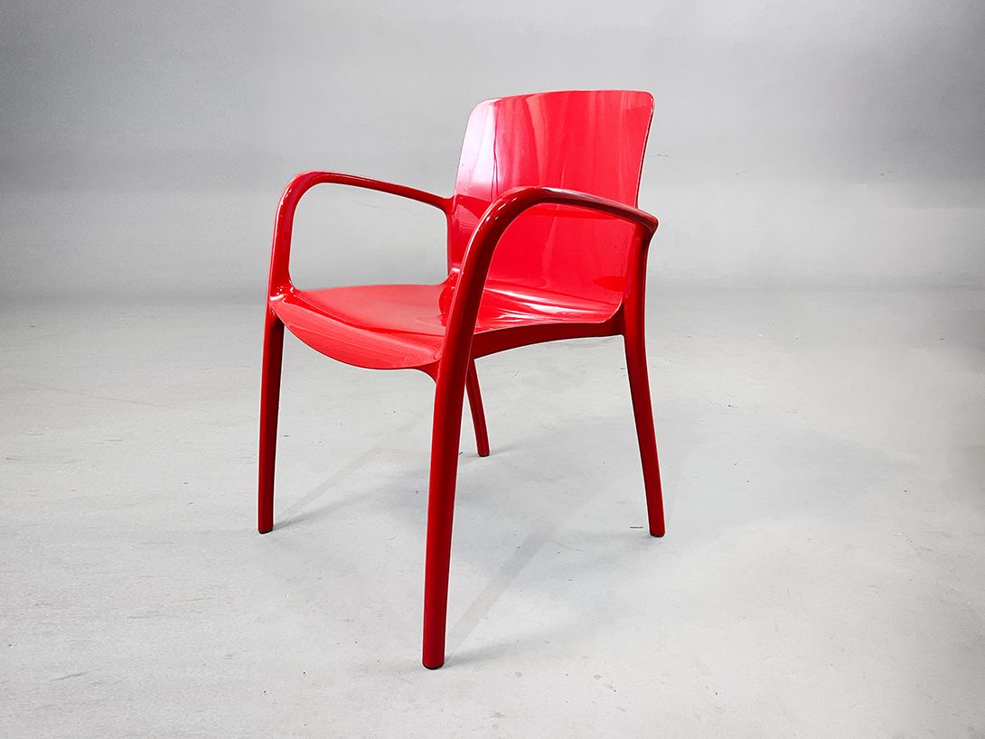 Foto Bright Red Armchair h80