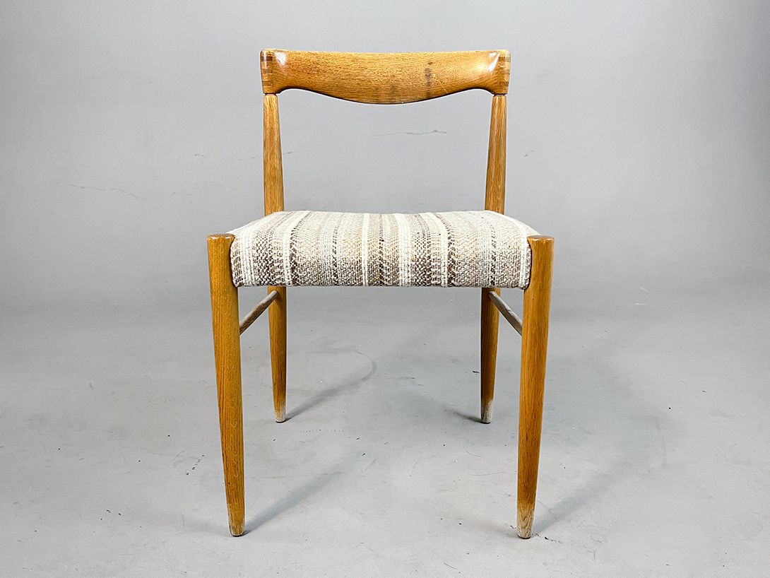 Foto Teak Chair with Striped Beige Seat Denmark h75
