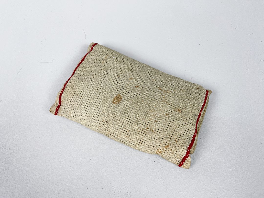 Foto Knitted Yarn Pouch h16