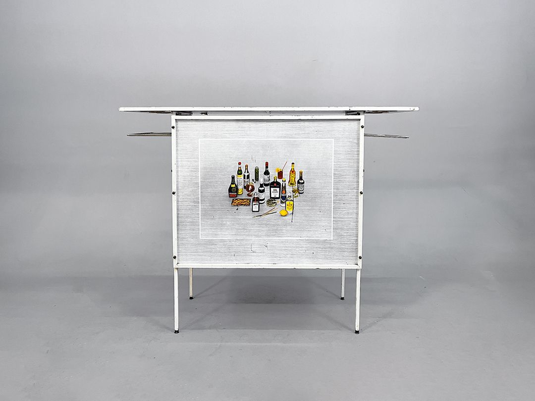 Foto Pink and Grey Mini Home Bar h123