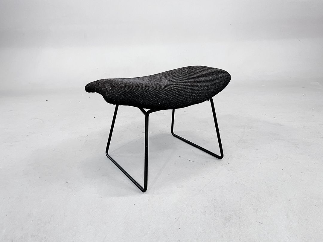 Foto Black Ottoman for Bertoia Bird Chair