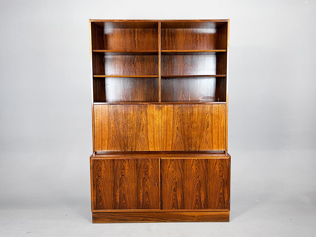 Foto Illuminated Wall Unit, Built in Secretary h196