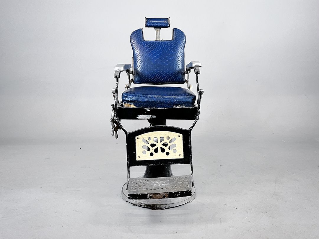 Foto Blue adjustable Barber Chair purely decorational h116