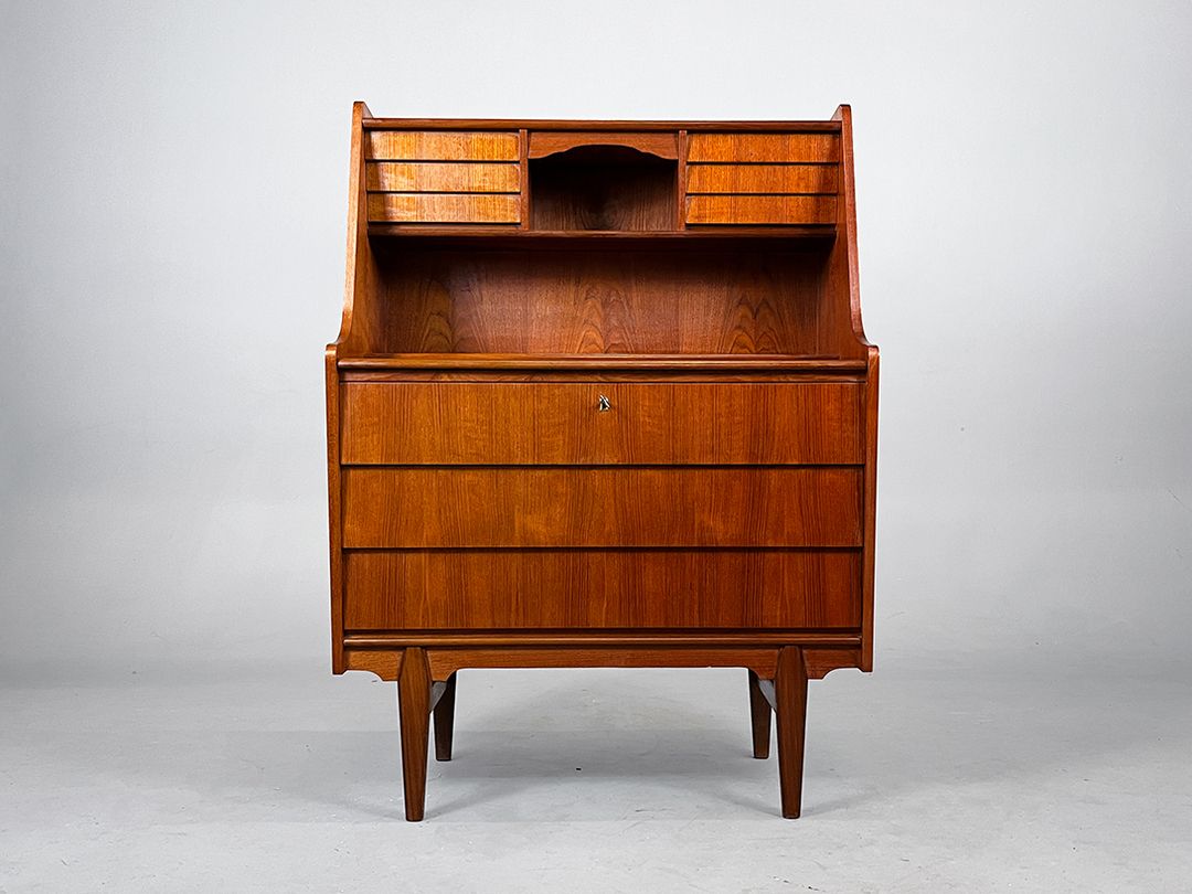 Foto Teak Ladies Secretary h120