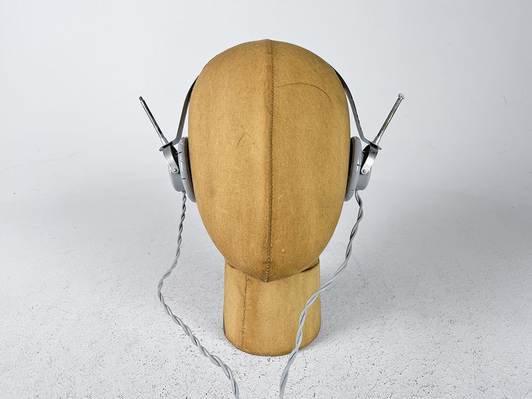 Foto Grey Antenna Headphones with Plug h16x20