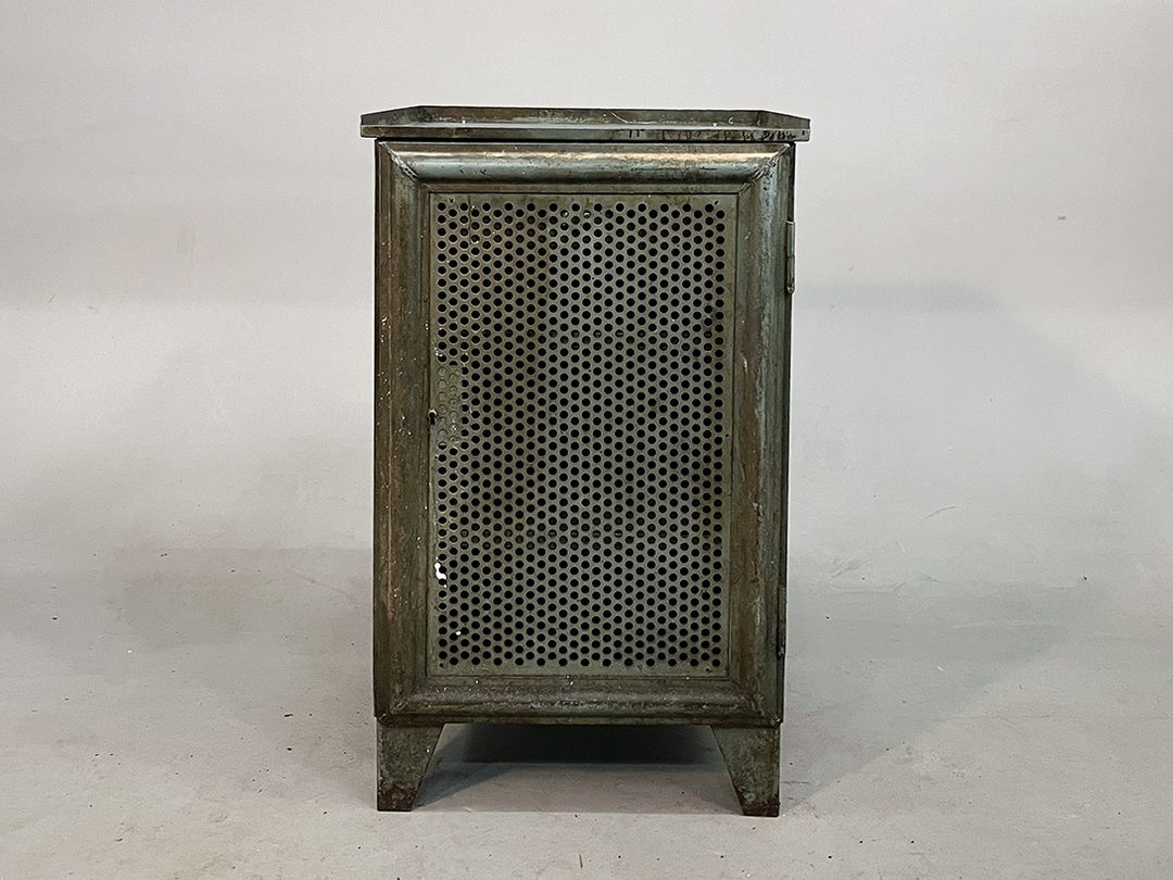 Foto Shabby Weathered Dark Green Industrial Locker h85