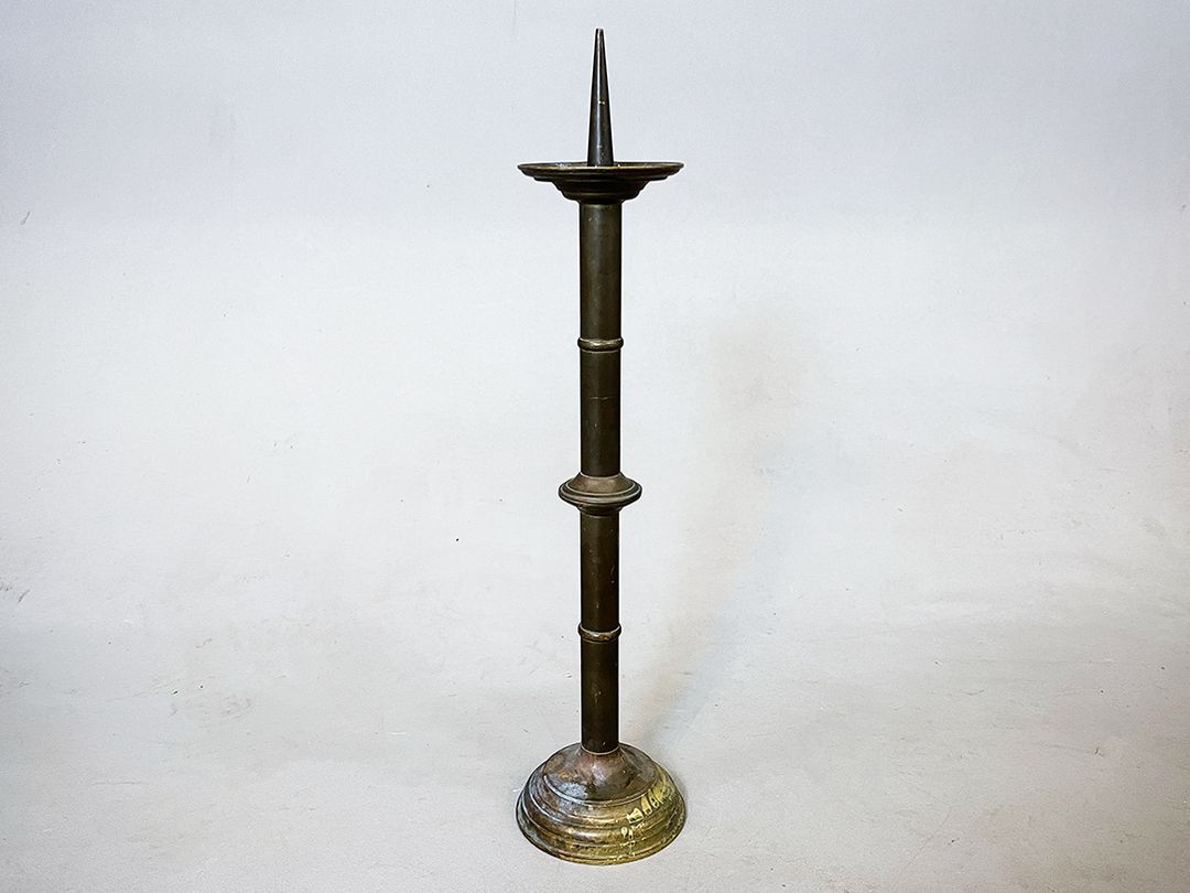 Foto Antique Altar Floor Candle Holder h60