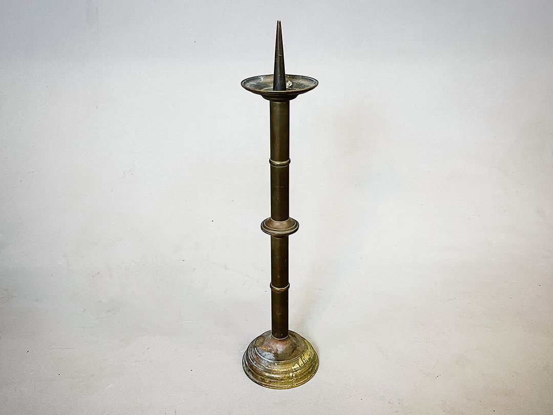 Foto Antique Altar Floor Candle Holder h60