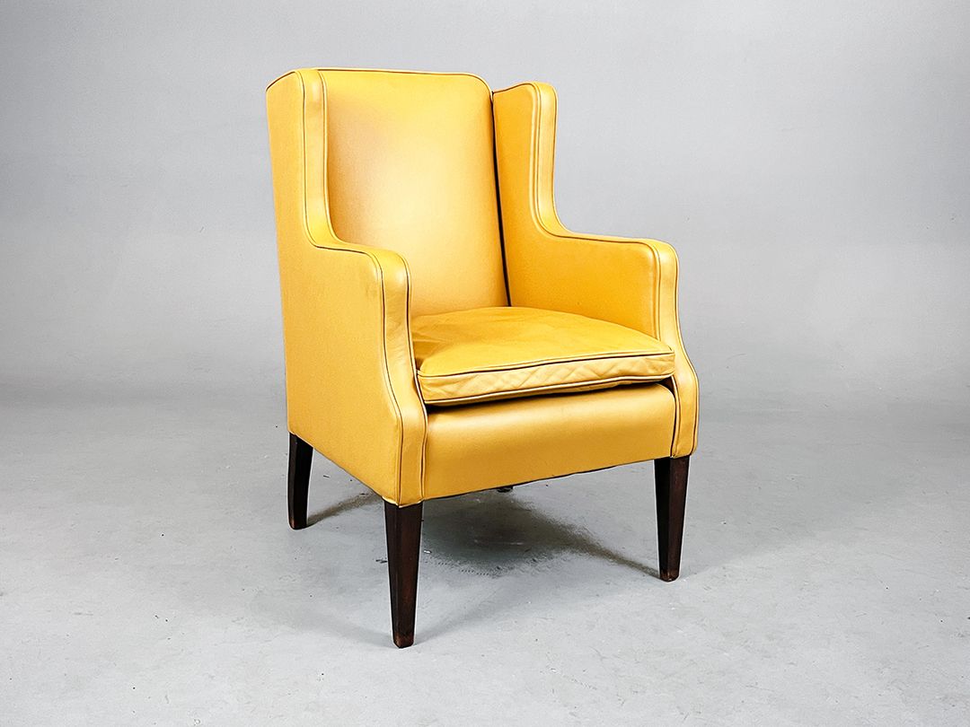 Foto Mustard Yellow Cocktail Chair