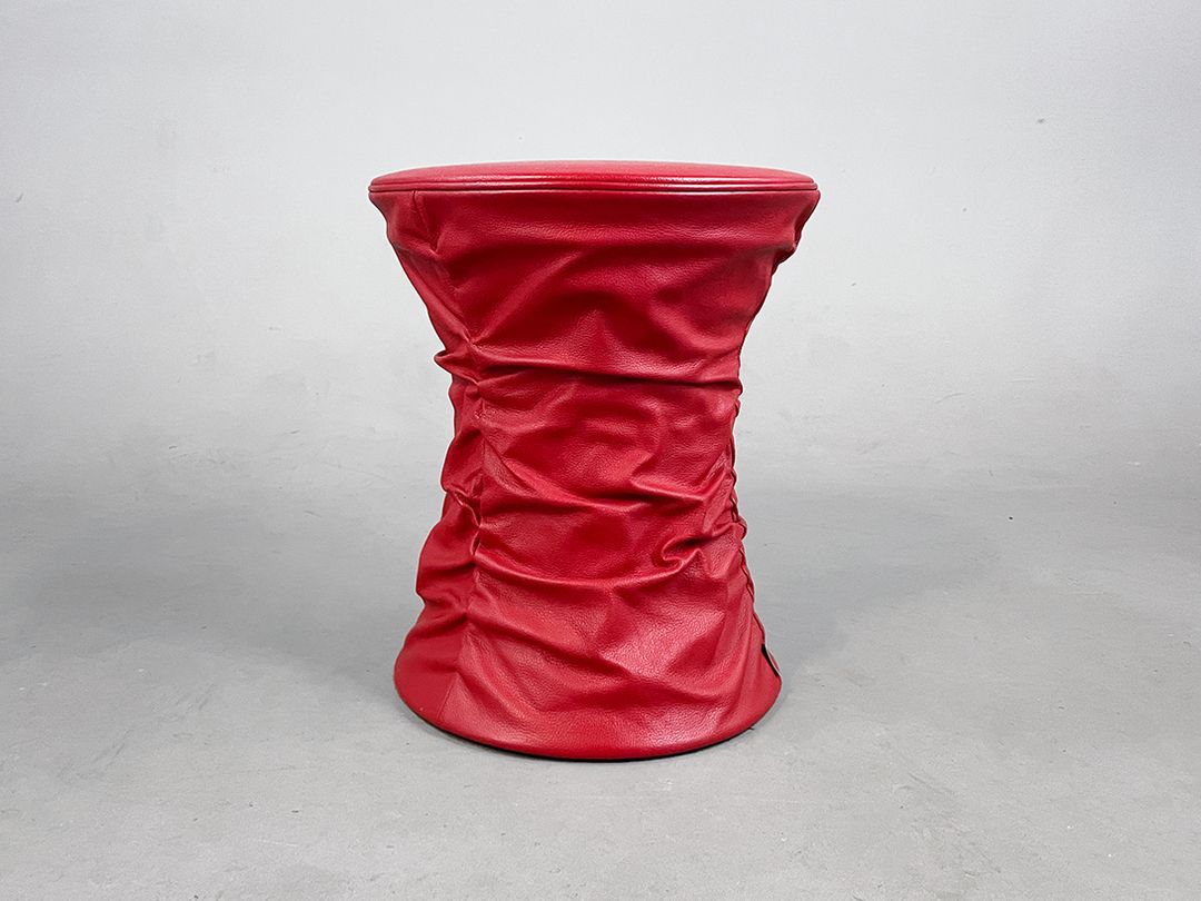 Foto Cherry Red Walter Knoll Bellows Stool h47