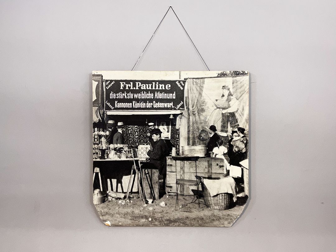 Foto BW Photography of Fräulein Pauline, the Strongest Woman, Berlin h95x95 X10