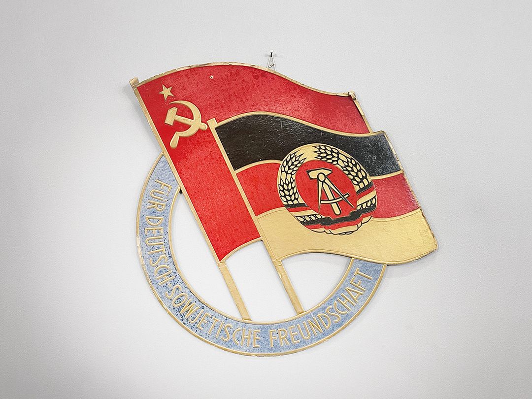 Foto GDR Sign Deutsch-Sowjetische Freundschaft h38x33 19C14