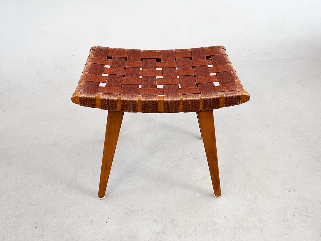 Foto Simple Mid-Century Stool with Bronze Brown Sling Seat