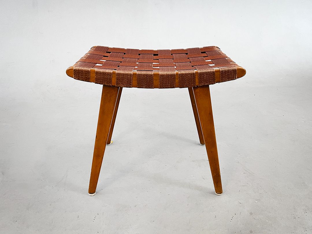 Foto Simple Mid-Century Stool with Bronze Brown Sling Seat