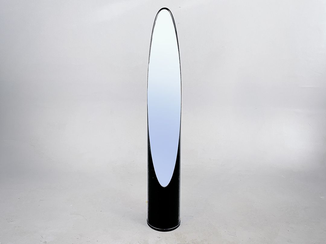 Foto Iconic Black Lipstick Mirror 1970