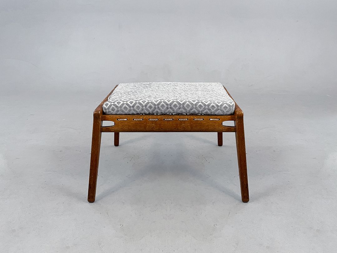 Foto Hunting Ottoman Hellerau with Grey Diamond Pattern