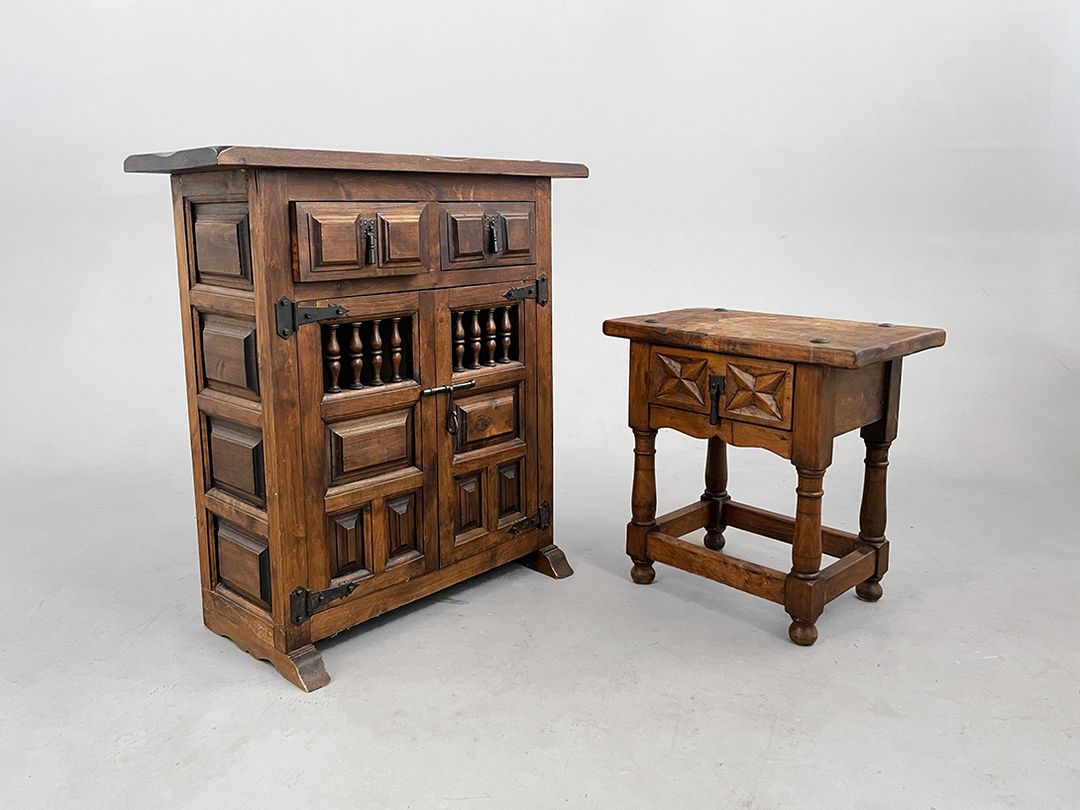 Foto Rustic Wooden Bedside Table with Drawer h51