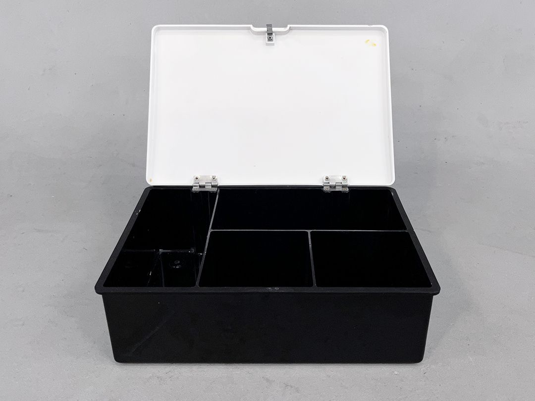 Foto Rare Bakelite Black and White Medicine Case, 1960s