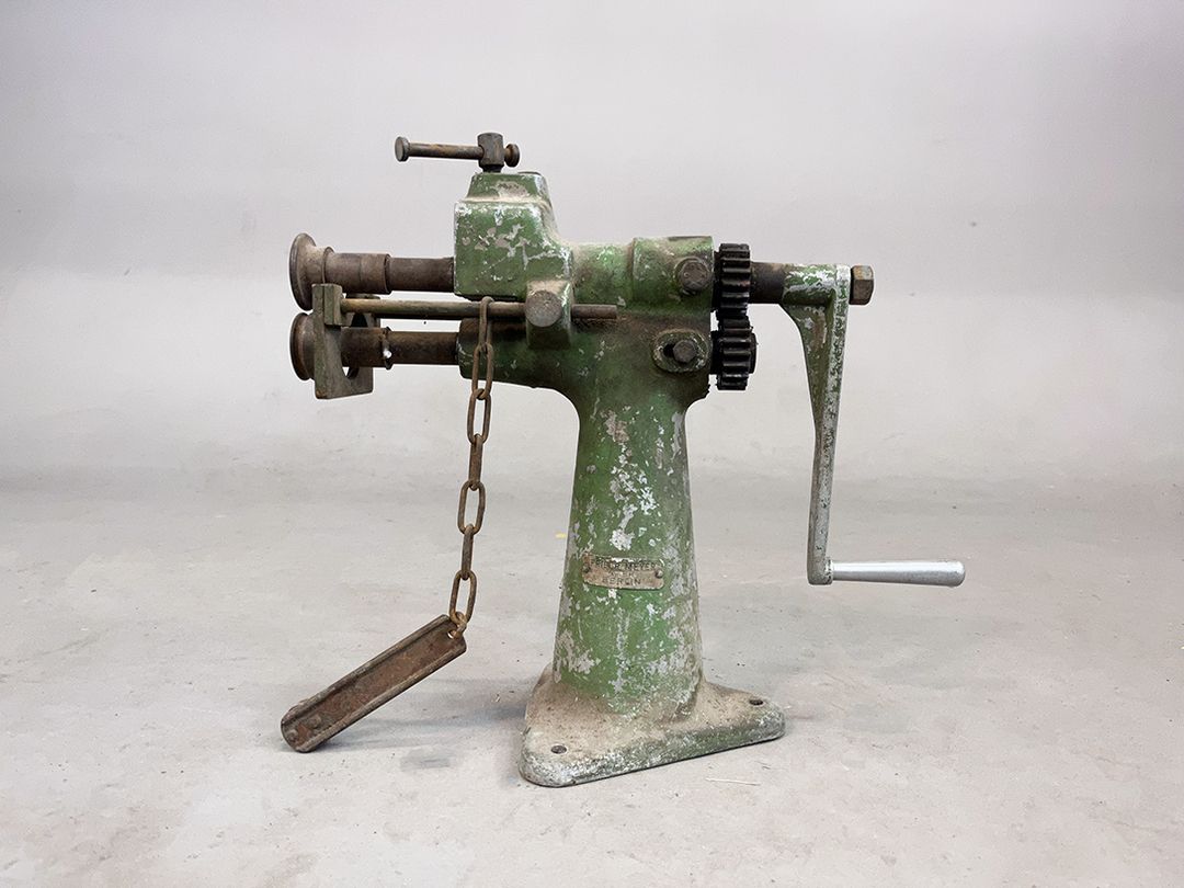 Foto Antique Decorative Beading Machine h44