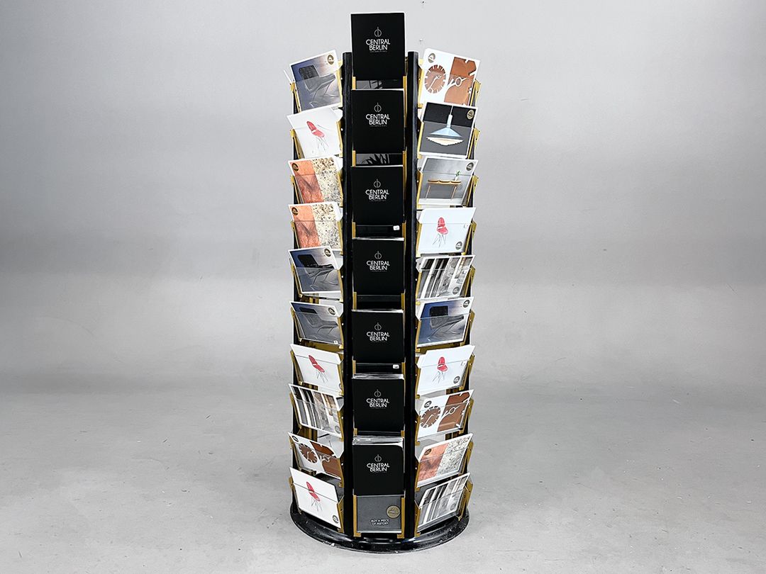 Foto Pretty Vintage Souvenir Card Stand h106