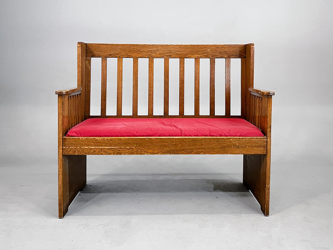 Foto Arts and Crafts Limbert Mission Oak Wooden Sofa Bench, 1900s