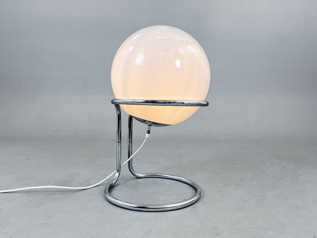 Foto 1970s Dimmable Sputnik Table Lamp by Honsel, Germany h57