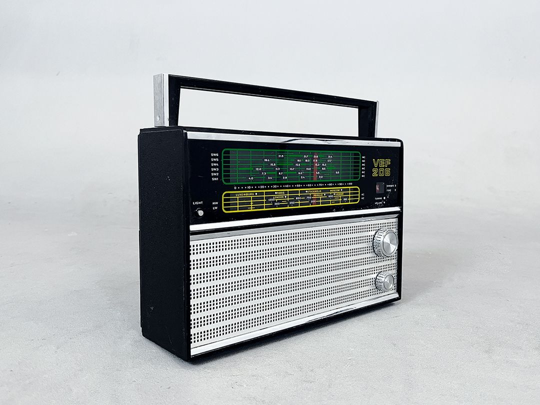 Foto GDR Soviet Latvian Radio Player, Riga 1975