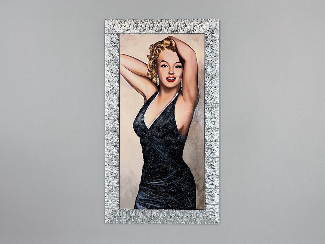 Foto Posing Marylin Monroe at her Prime Ready to Perform 1955  h116x65
