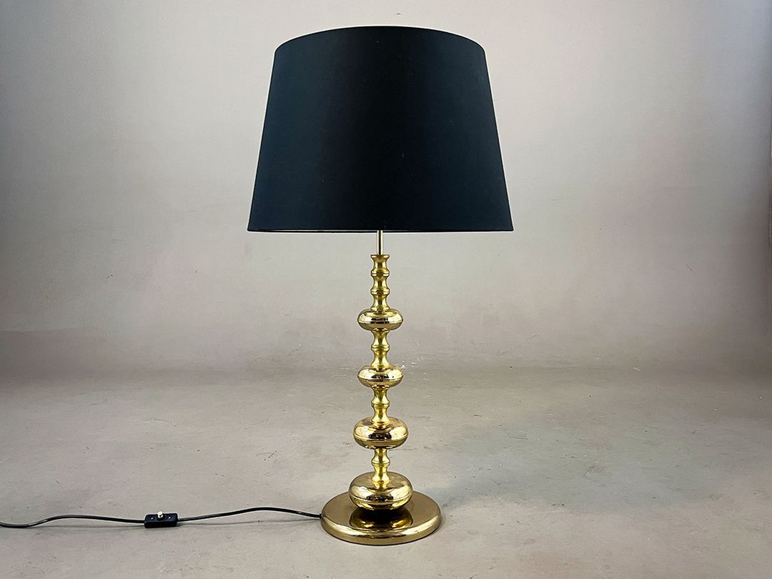 Foto Precious Modern Tall Golden Table Lamp with Black Shade h98 D3
