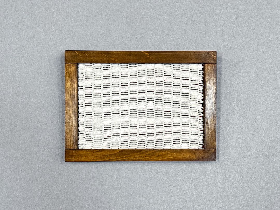 Foto White Woven Textile, Framed h30x22