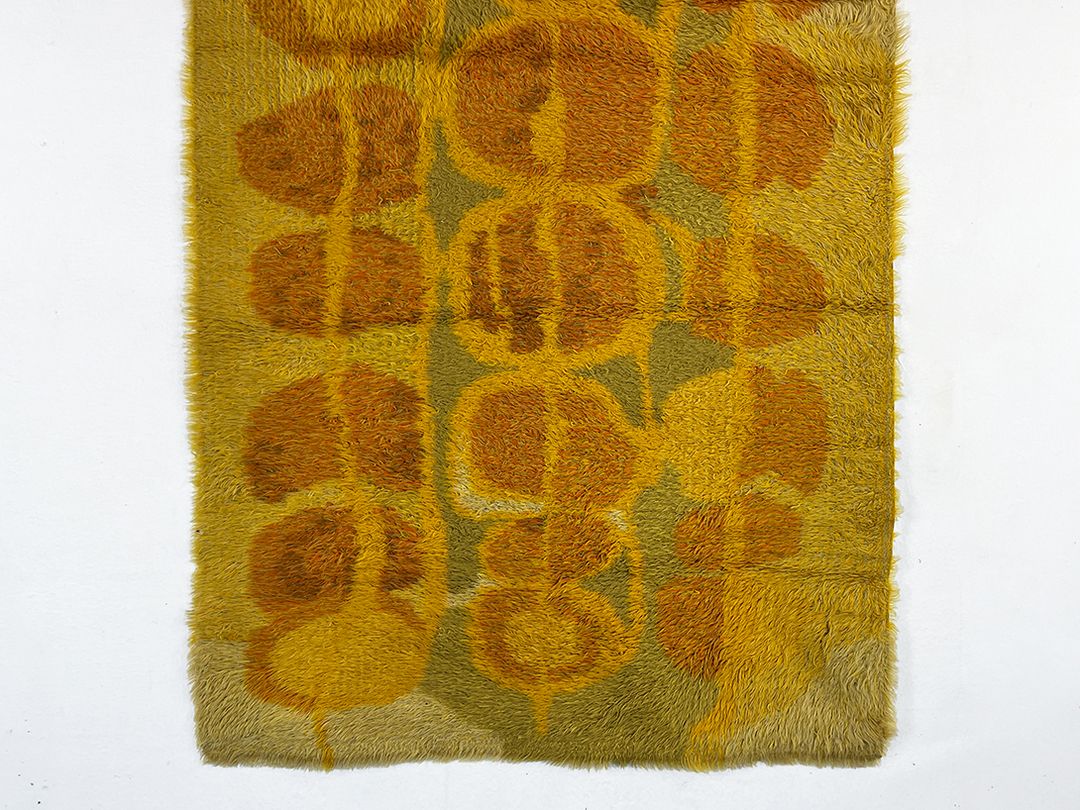 Foto 1970s Style Cozy Orange and Green Carpet 190&#215;135 0309