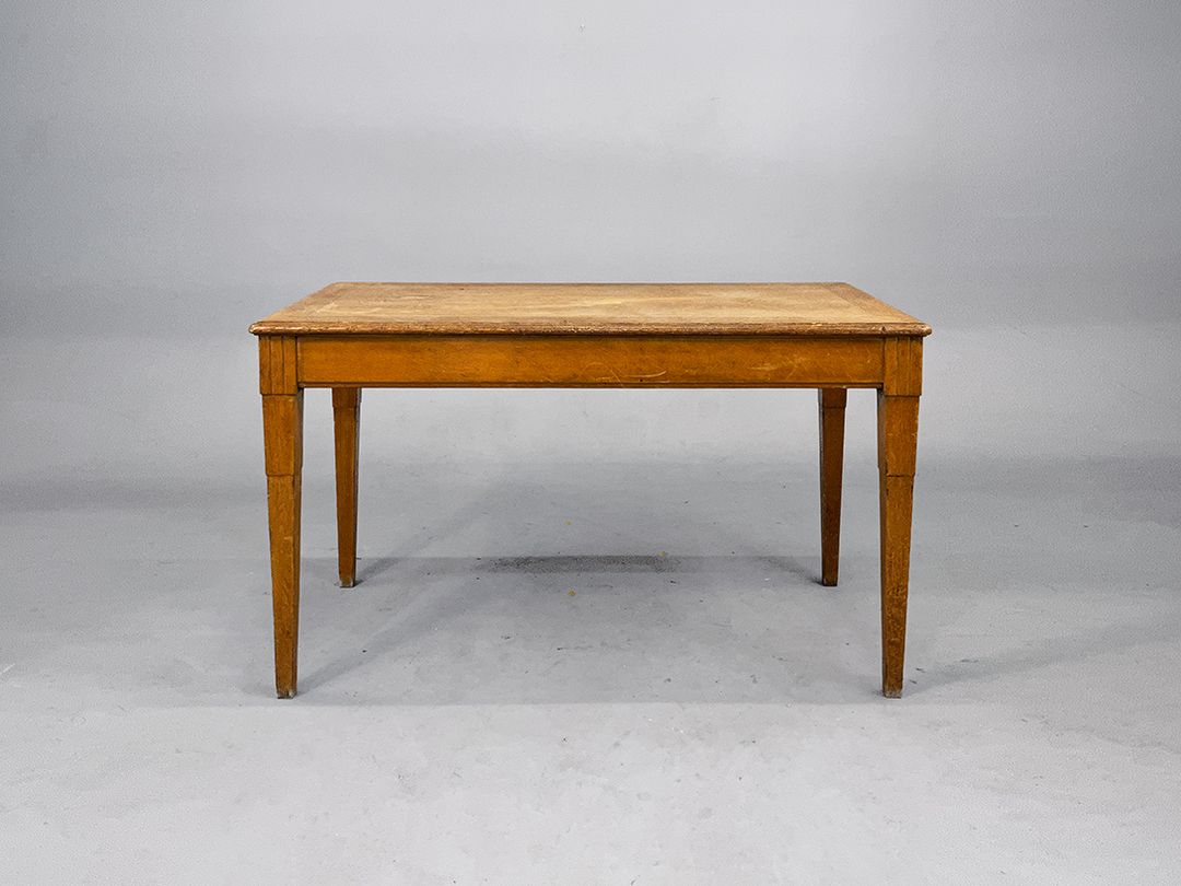 Foto Rustic Biedermeier Dining Table, 1820s