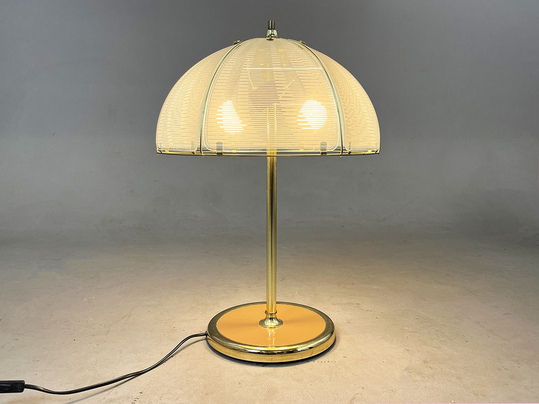 Foto Vintage Brassy Night Stand Table Lamp h64