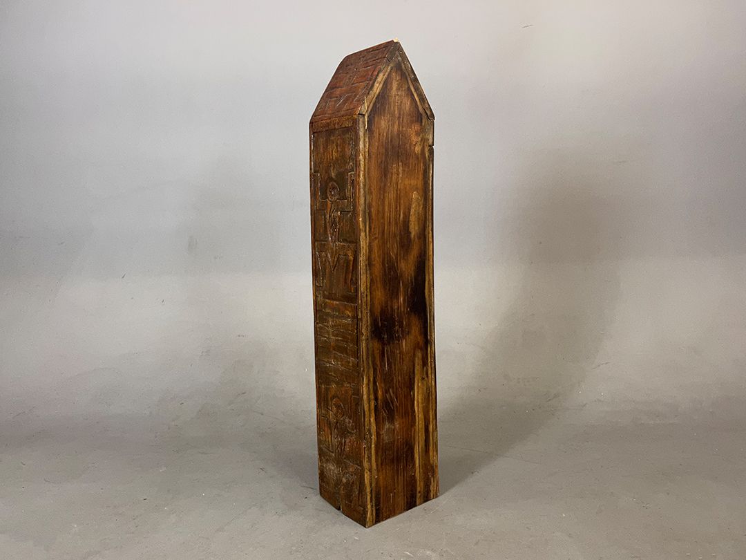 Foto African Super Slim Wooden Carved Handmade Cabinet with Roof h103