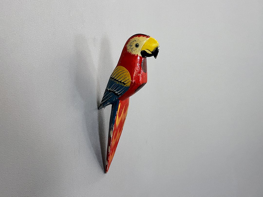 Foto Lifesize Wooden Decorative Parrot h30
