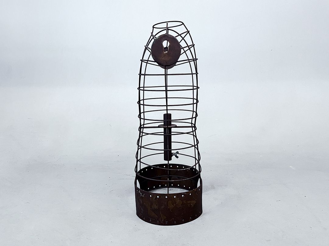 Foto Male Metal Torso Industrial h70