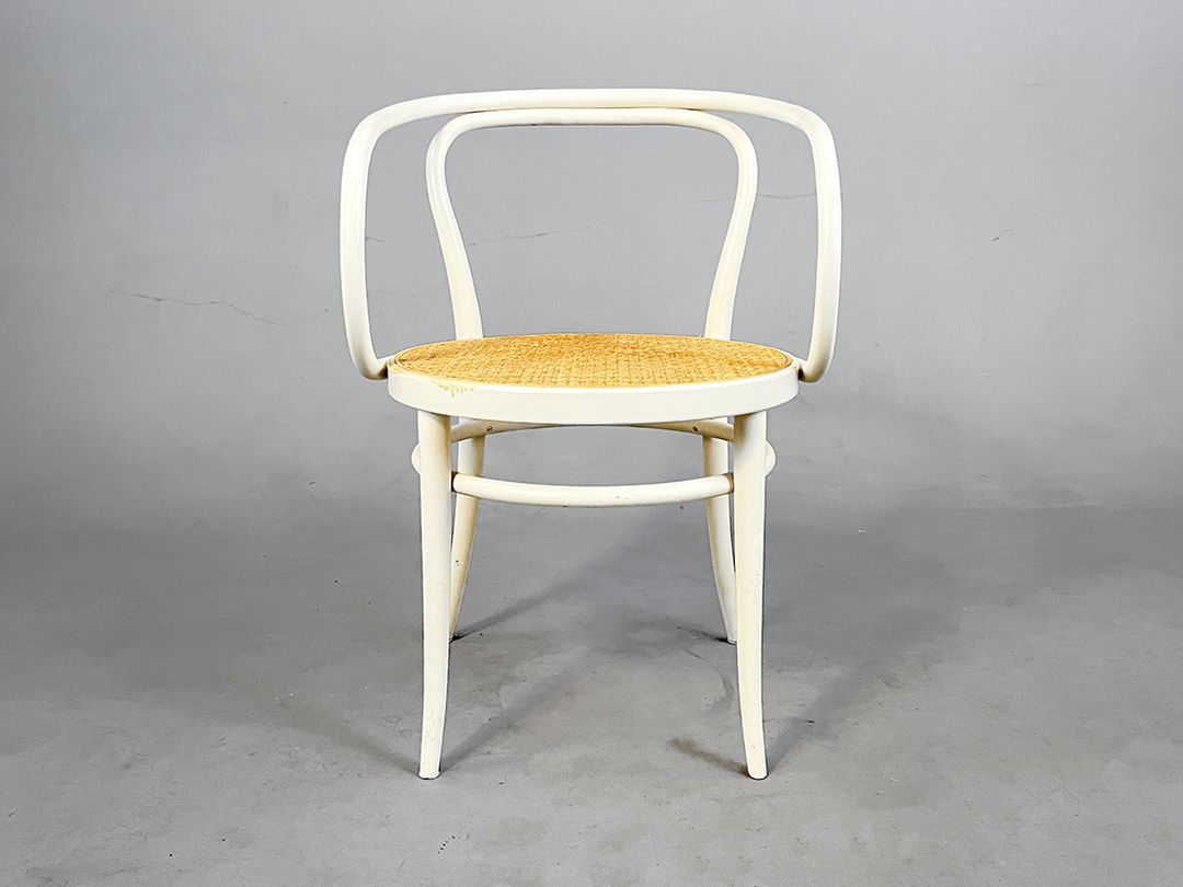 Foto Michael Thonet White Chair h76