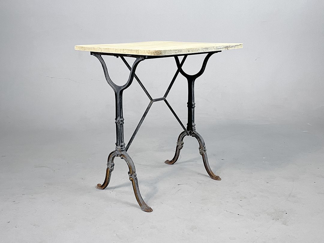 Foto Decorative Bistro Table Paris 1947 h70x60