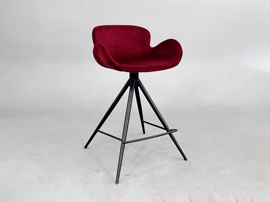Foto Cushy Gaia Barstool by Dan Form h86x55