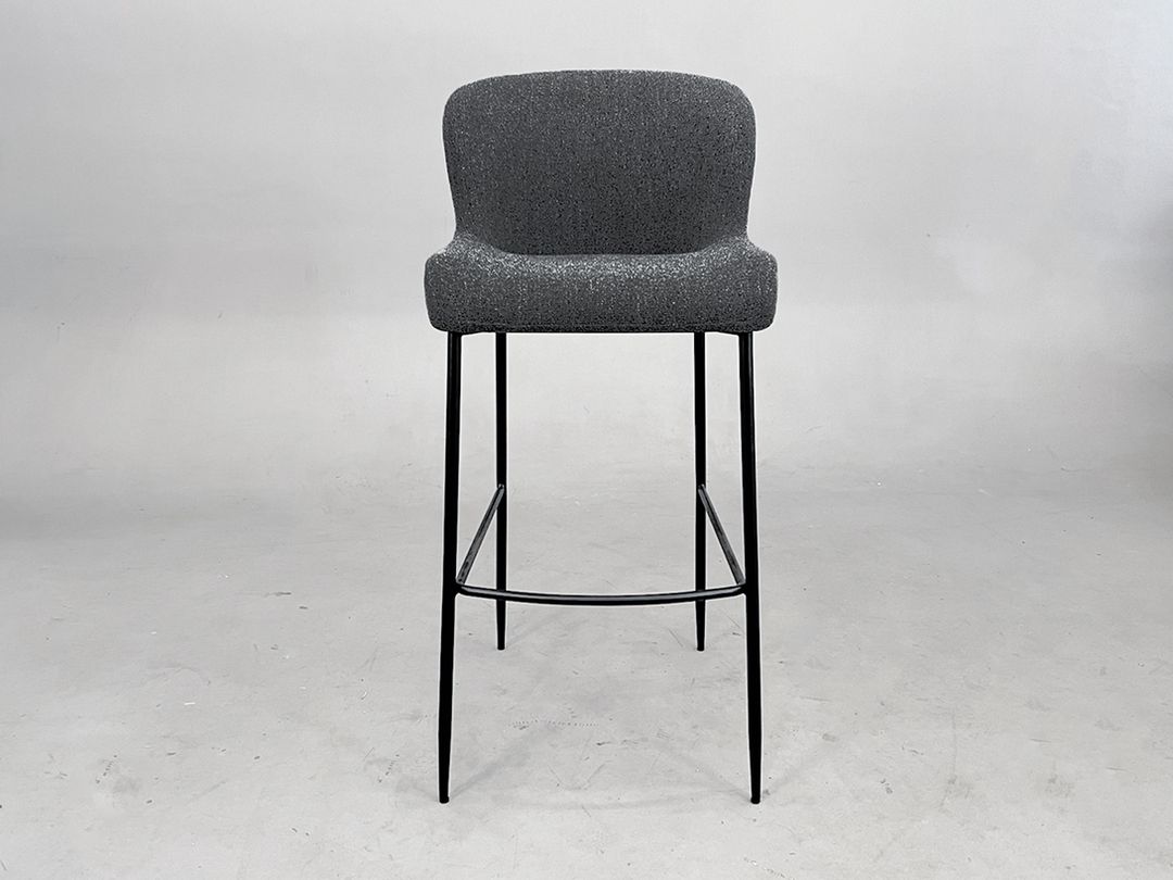 Foto Padded Glam Barstool by Dan Form h106x50